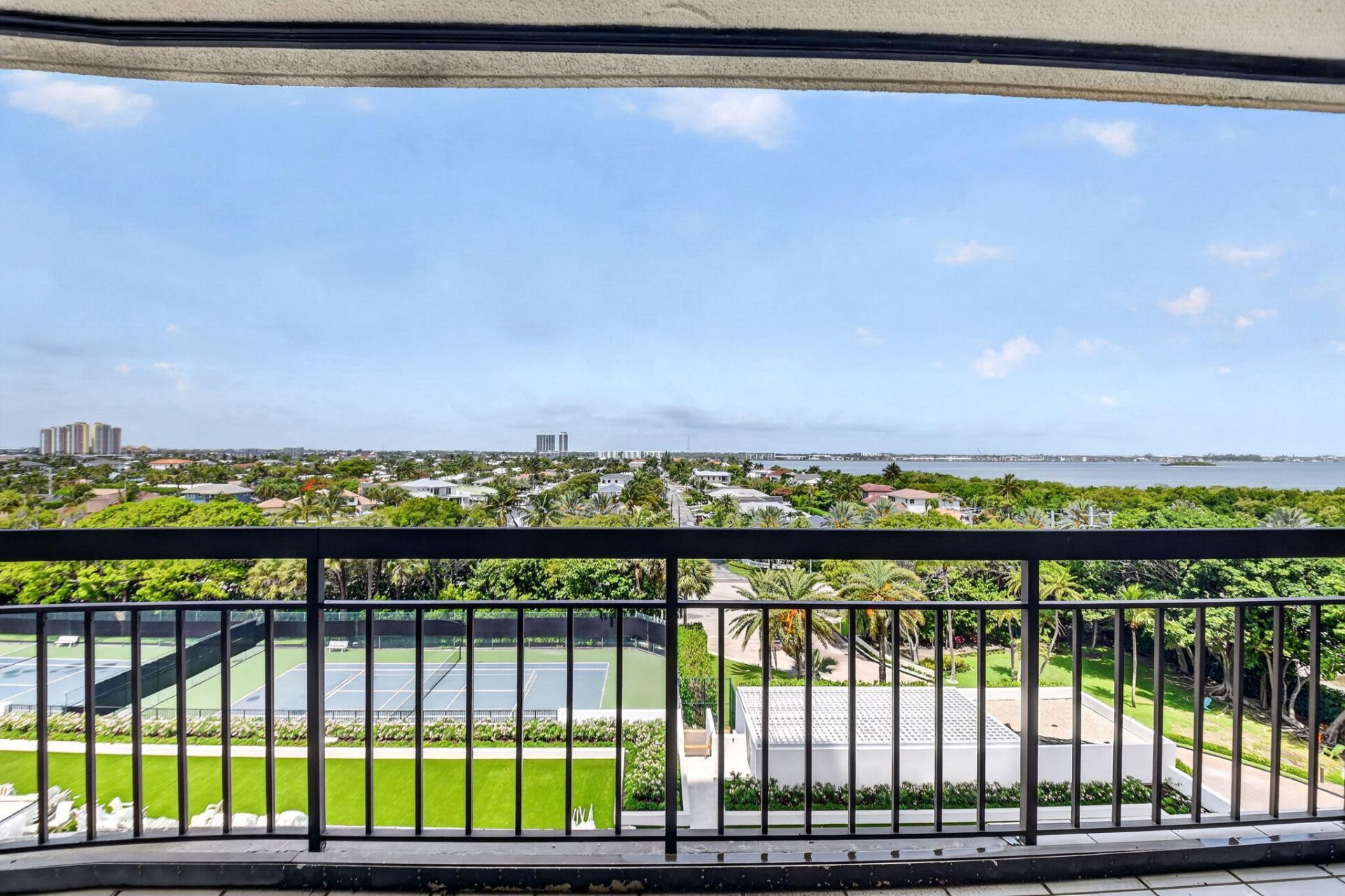 4100 N Ocean Drive, Unit 604, Singer Island, FL 33404 Photo