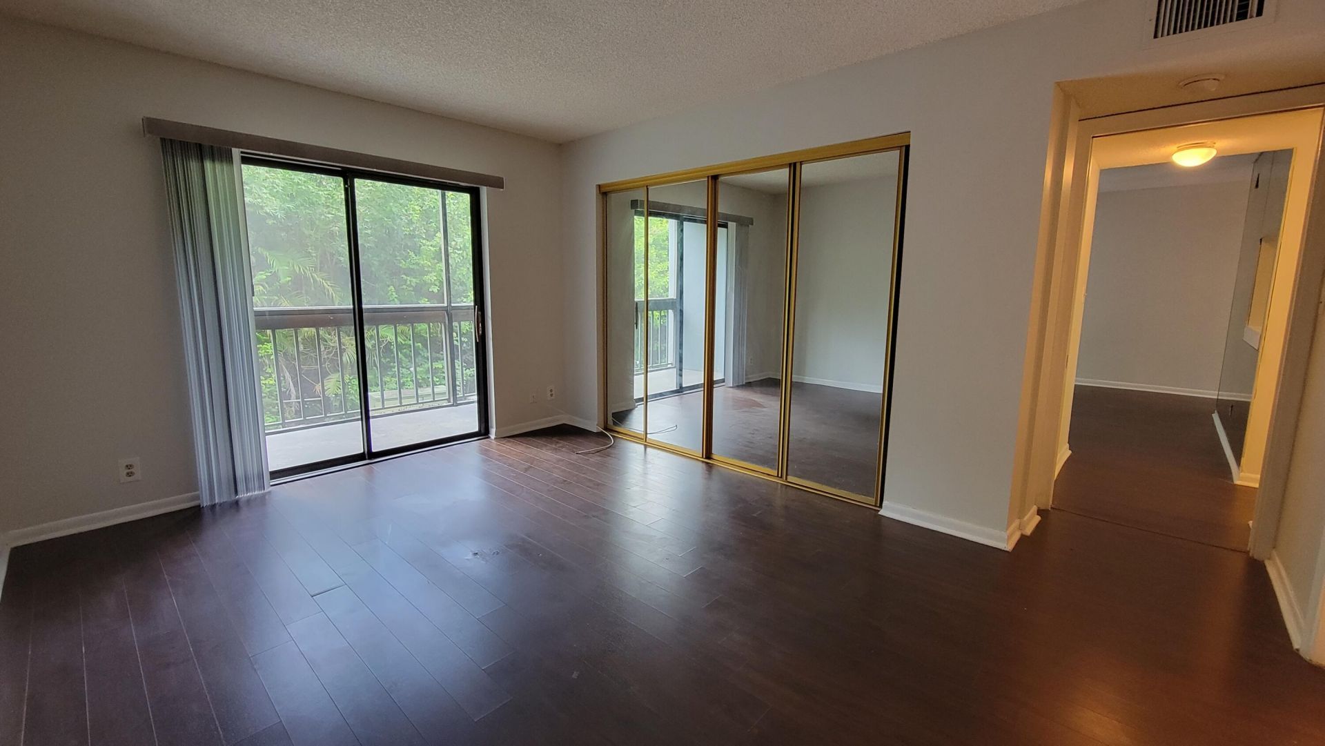1950 N Congress Avenue, Unit 206, West Palm Beach, FL 33401 Photo