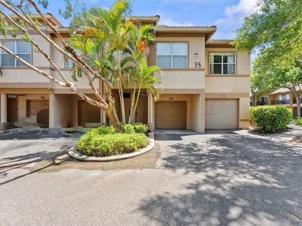603 ARBOR LAKE LN , TAMPA, FL 33602