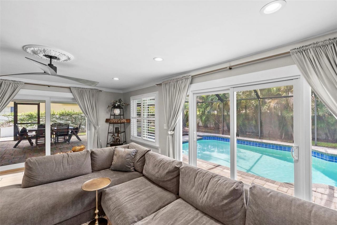 1511 S Sheridan Forest Drive, Tampa, FL 33629 Photo