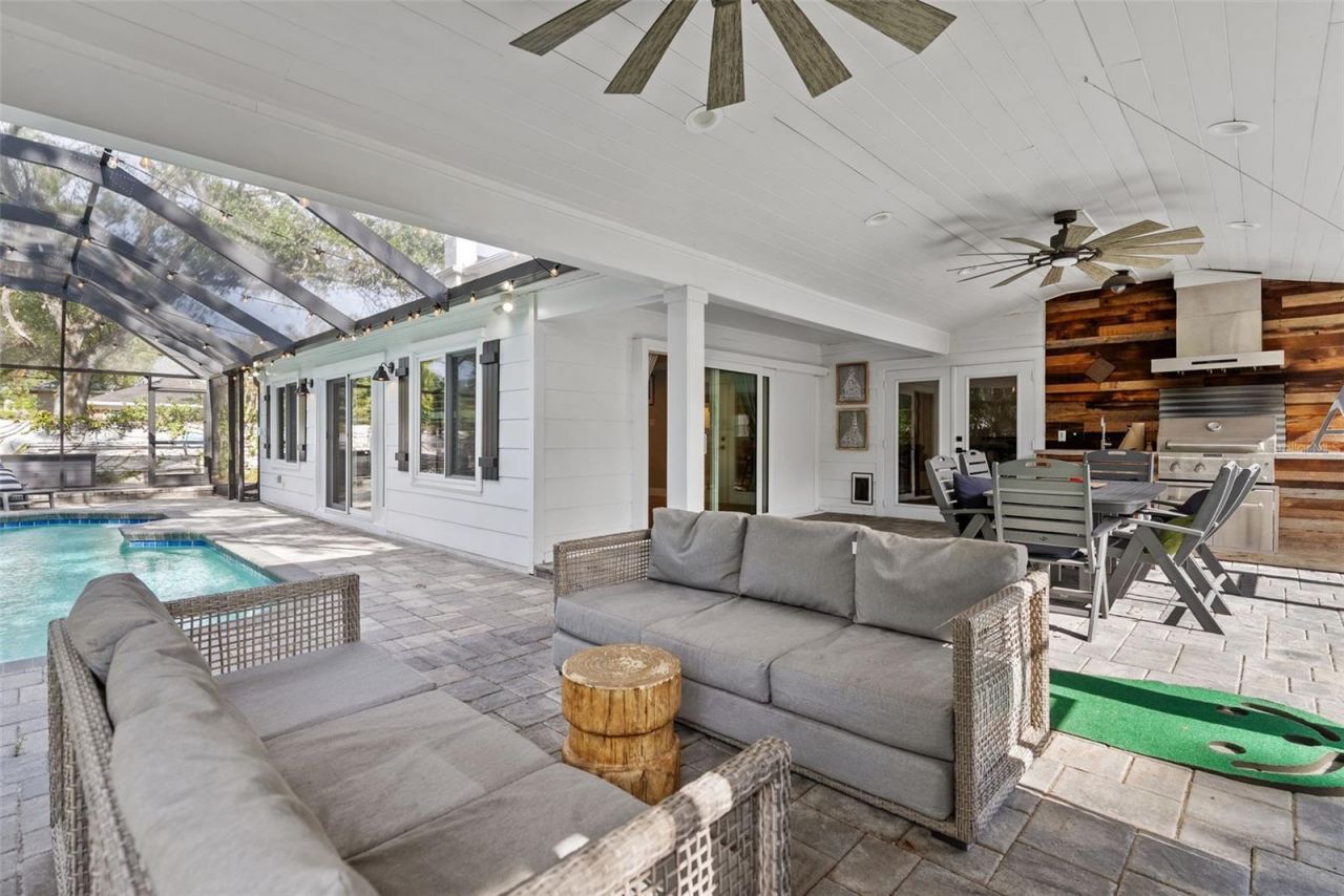 1511 S Sheridan Forest Drive, Tampa, FL 33629 Photo