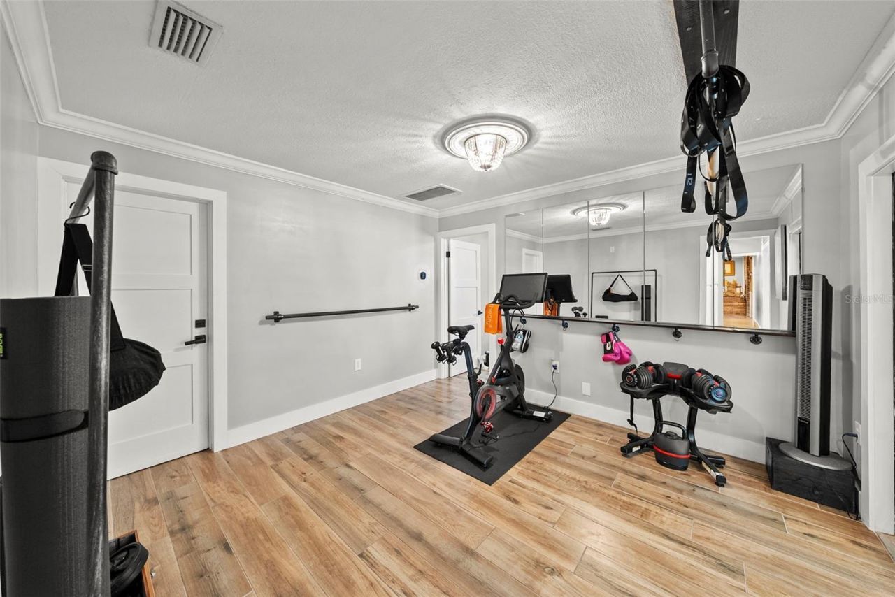 1511 S Sheridan Forest Drive, Tampa, FL 33629 Photo