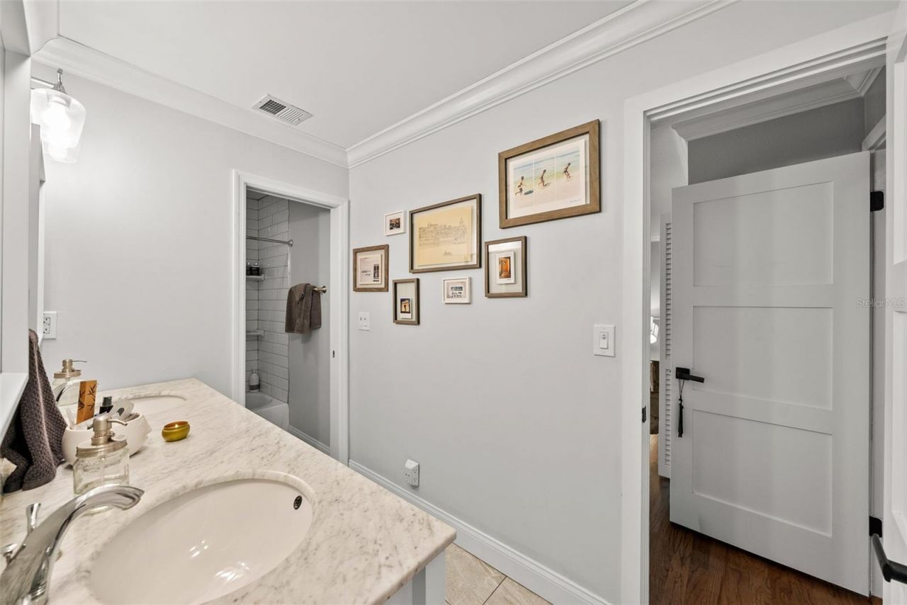 1511 S Sheridan Forest Drive, Tampa, FL 33629 Photo