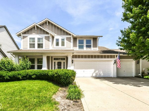 15770 Chapel Park Drive E, Noblesville, IN 46060