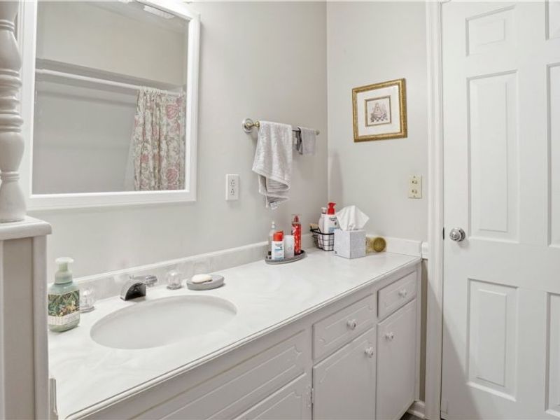 426 Coventry Circle , Zanesville, OH 43701 Photo 20