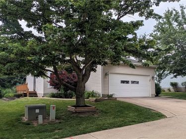144 Royal Crest Drive, Unit O, Seville, OH 44273