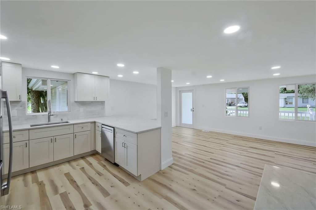 1755 Oakley Ave , Fort Myers, FL 33901 Photo