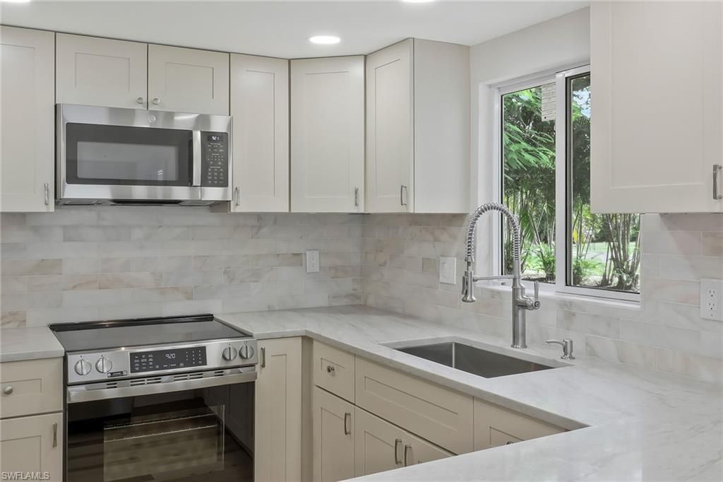 1755 Oakley Ave , Fort Myers, FL 33901 Photo