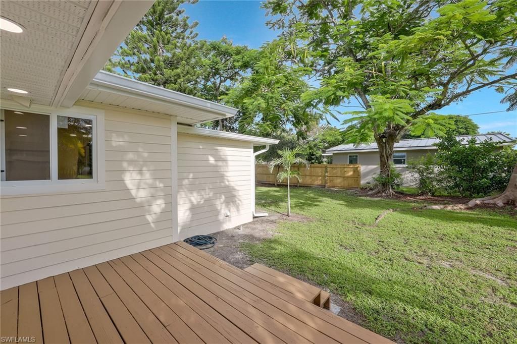 1755 Oakley Ave , Fort Myers, FL 33901 Photo