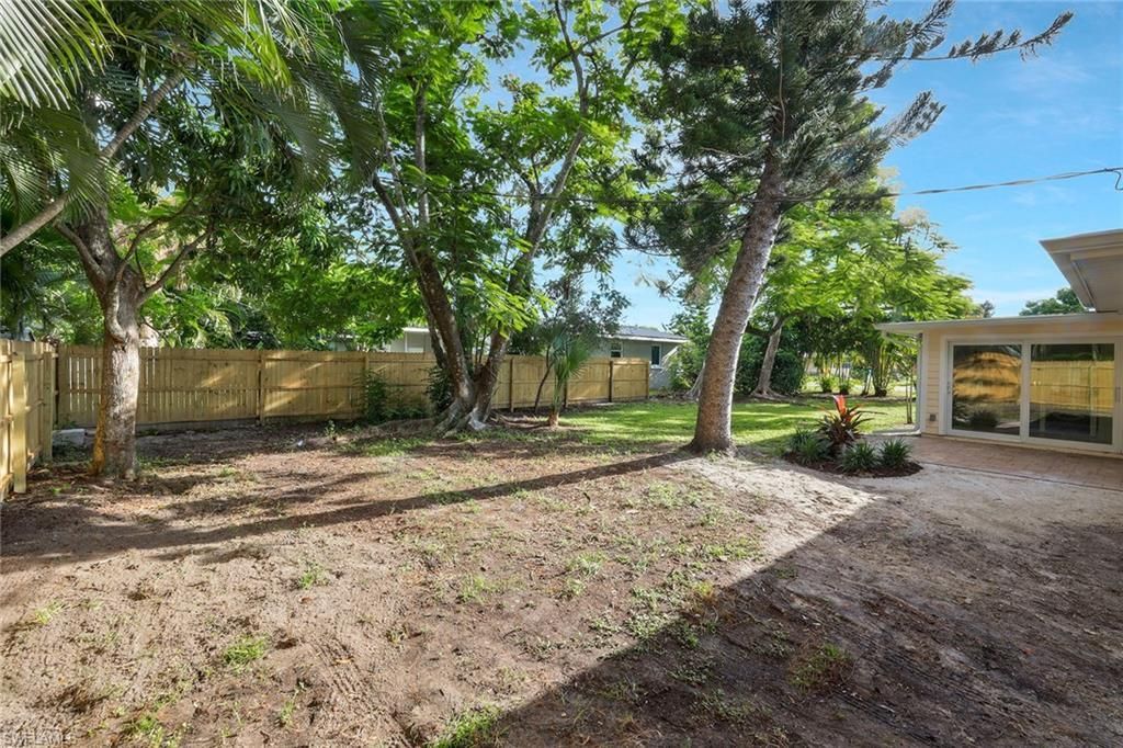 1755 Oakley Ave , Fort Myers, FL 33901 Photo