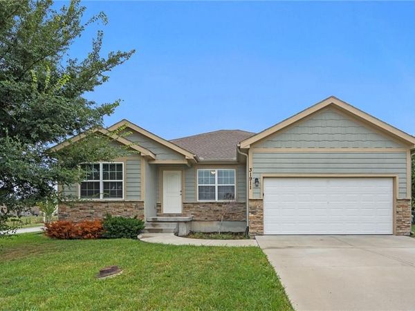 31911 W 172nd Street, Gardner, KS 66030