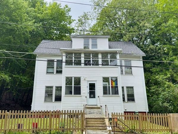 183 Greenwood St, Gardner, MA 01440