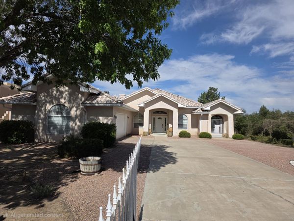 6509 Tesuque Drive NW, Albuquerque, NM 87120