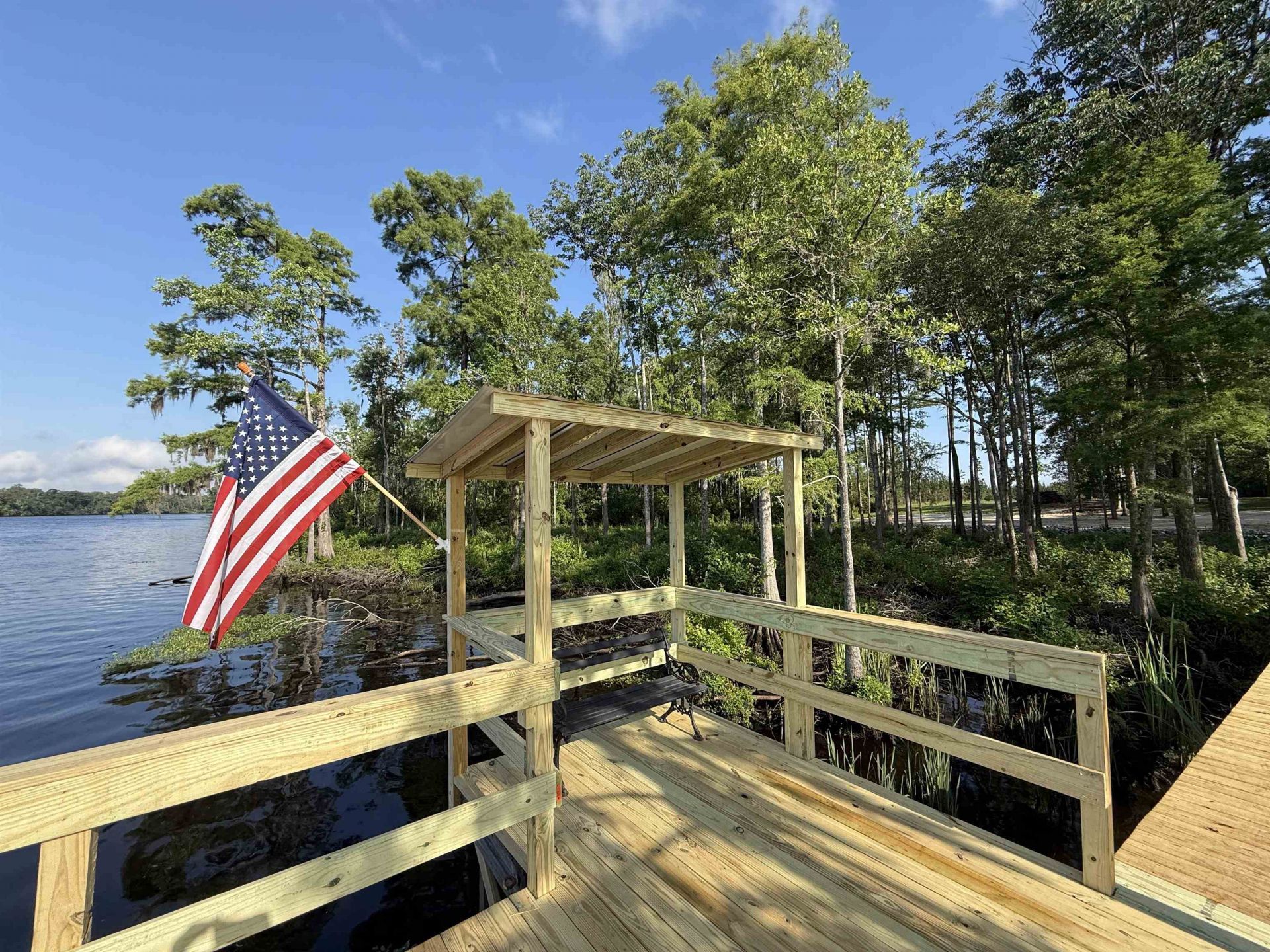 598 Comanche Dr.  Photo 11