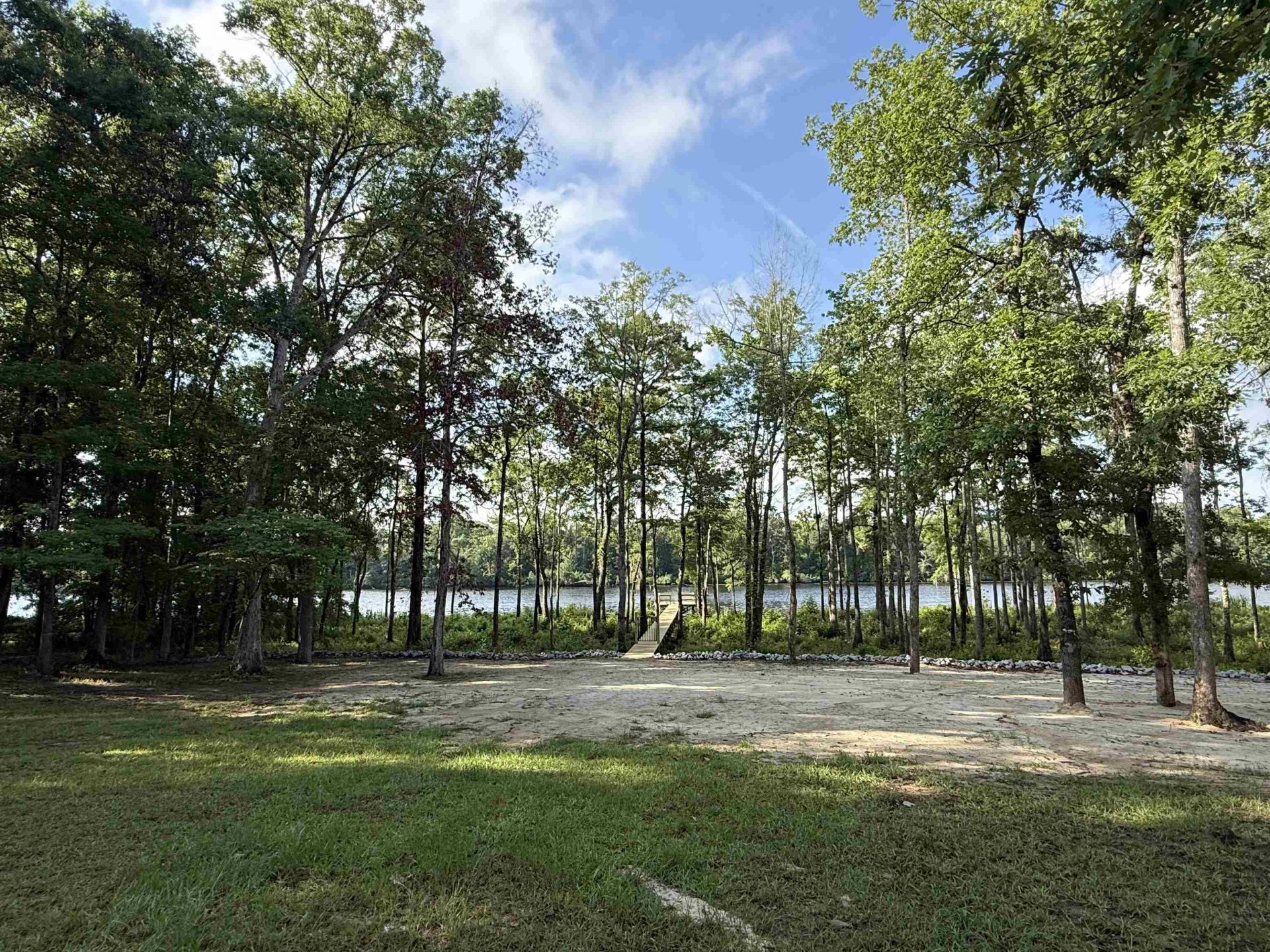 598 Comanche Dr.  Photo 18