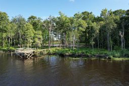 598 Comanche Dr.  photo 4