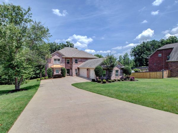 112 Navajo Trail, Maumelle, AR 72113