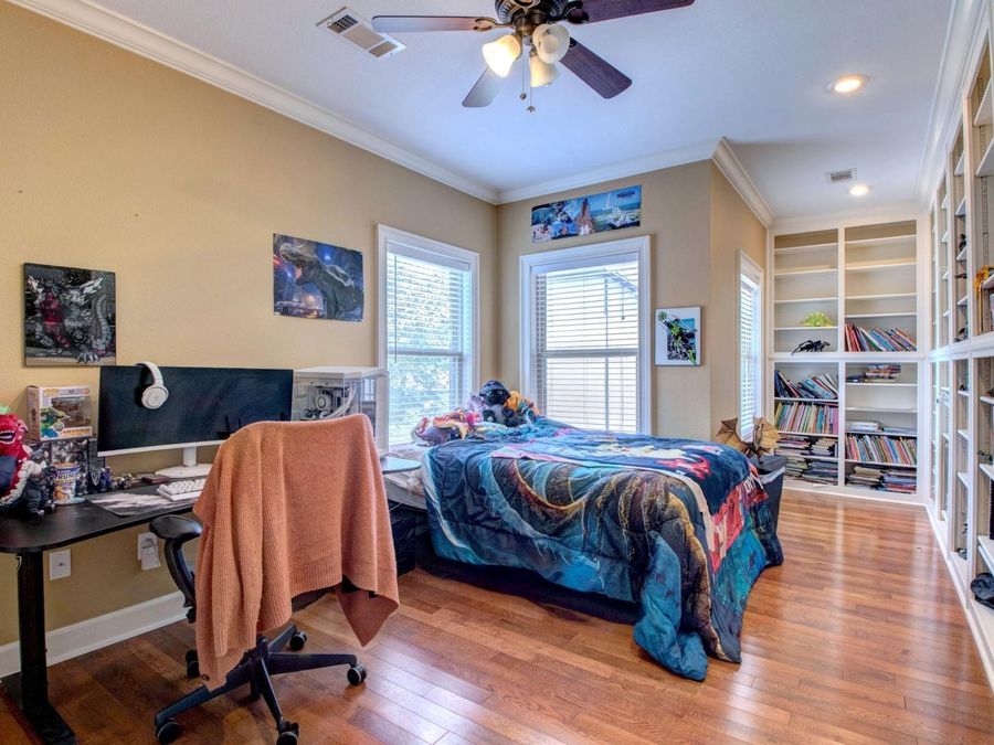 Property Image 38