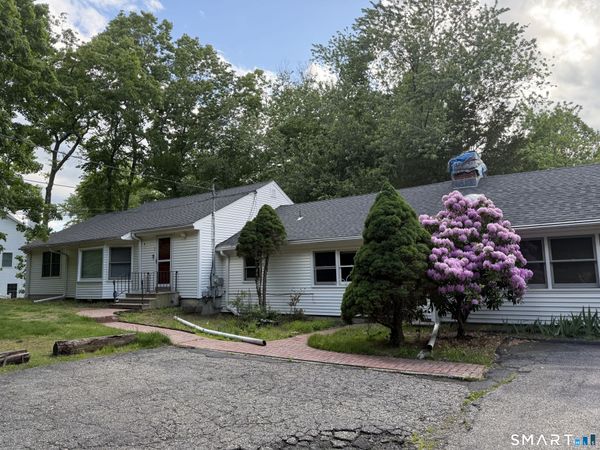 381 Nichols, Shelton, CT 06484