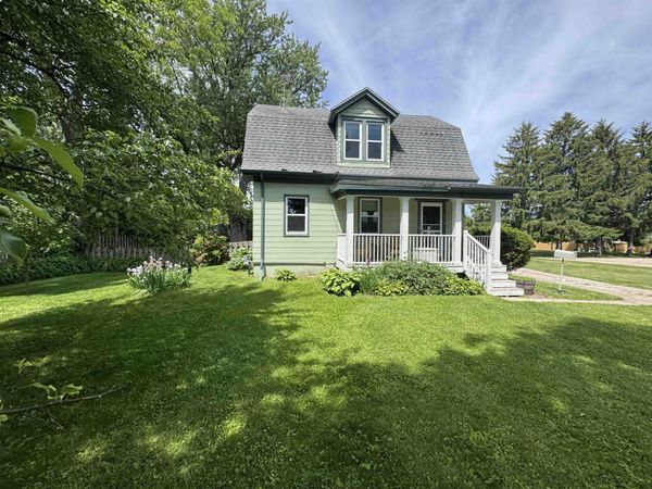 930 S Grove Street, Ripon, WI 54971