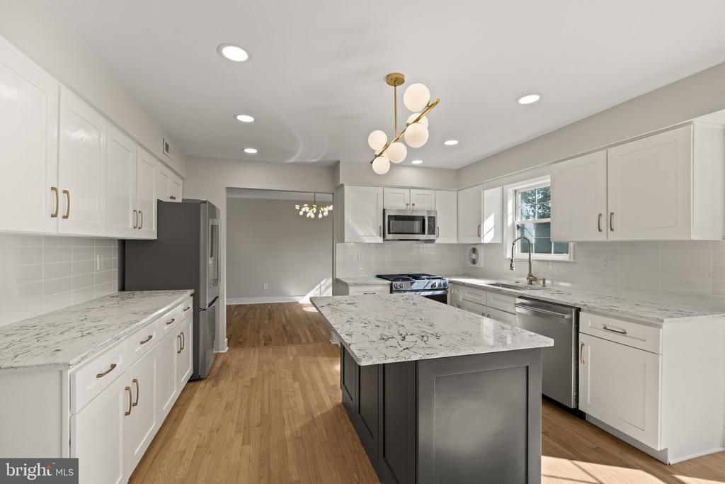 703 GREGORY DRIVE, HORSHAM, PA 19044