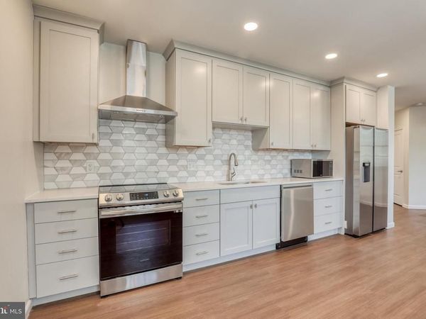 210 E BOSCAWEN ST, Unit 200, WINCHESTER, VA 22601