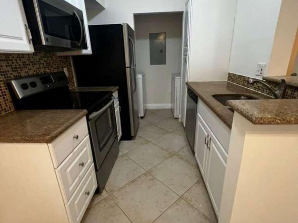 10354 Fox Trail Road S, Unit 1501, West Palm Beach, FL 33411