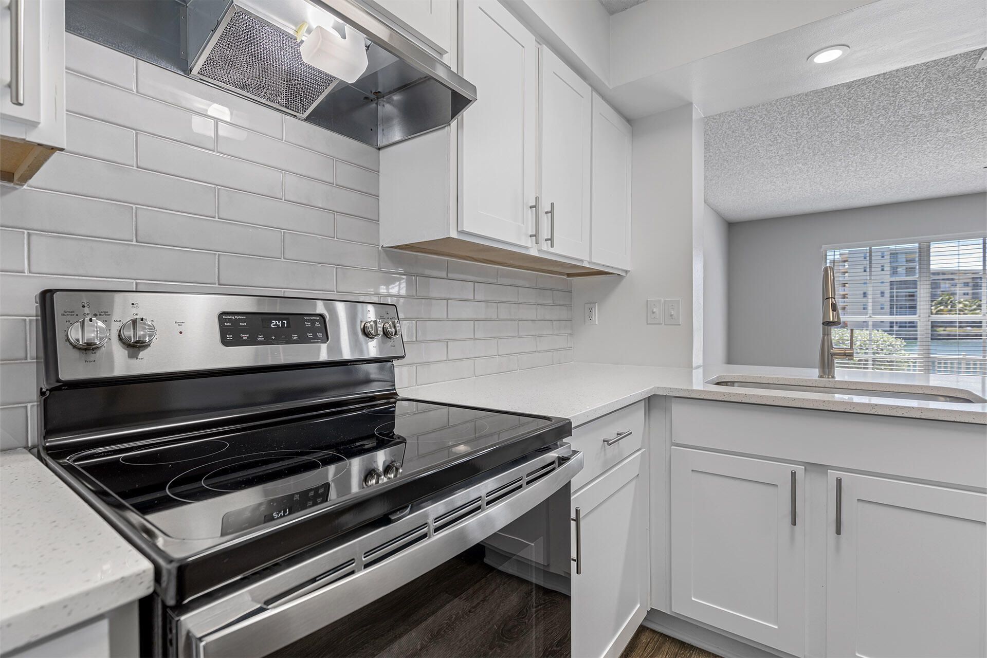 17900 NE 31st Court, Unit 3201, Aventura, FL 33160 Photo