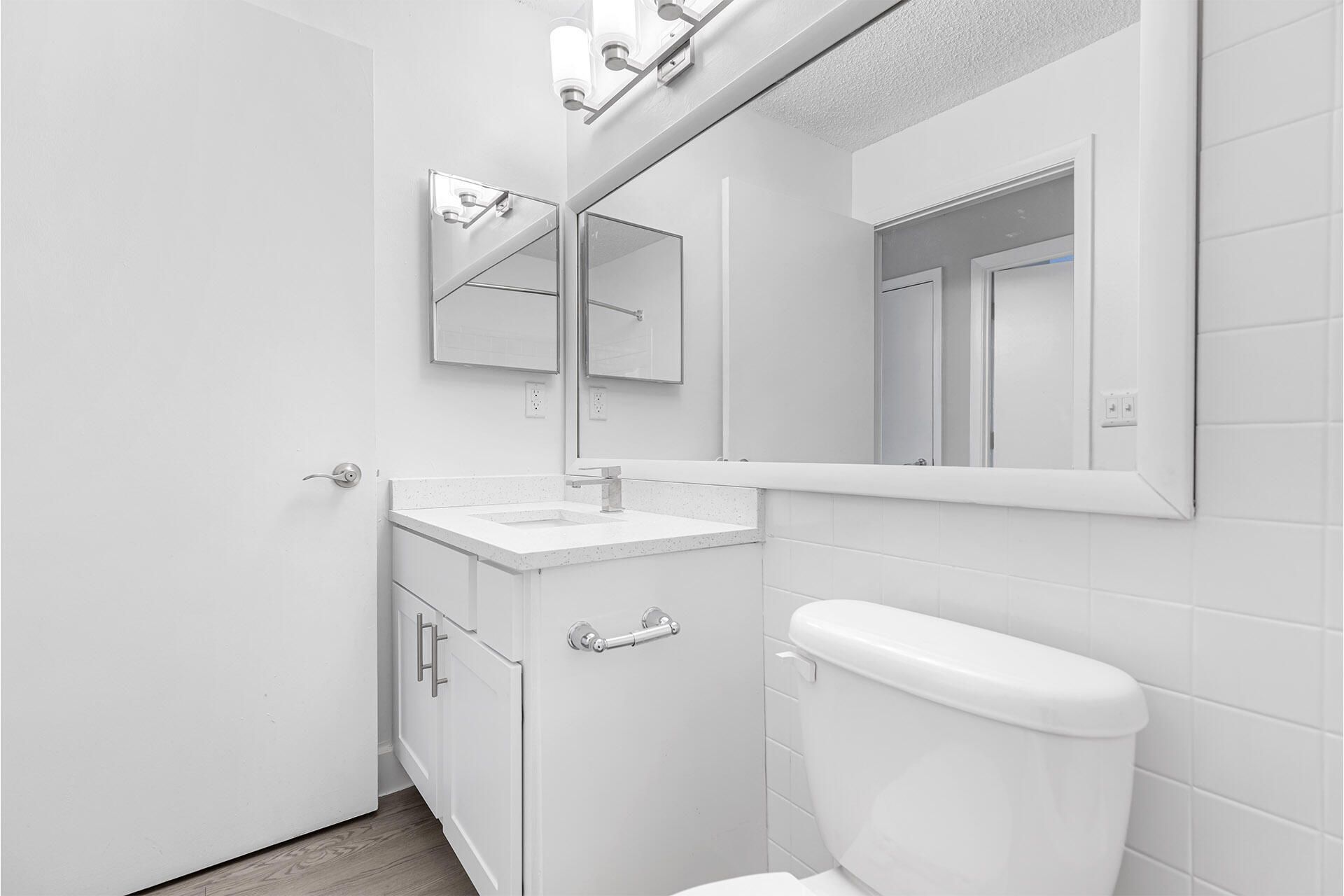 17900 NE 31st Court, Unit 3201, Aventura, FL 33160 Photo