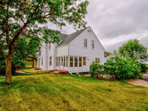 210 W 2ND ST, Presho, SD 57568