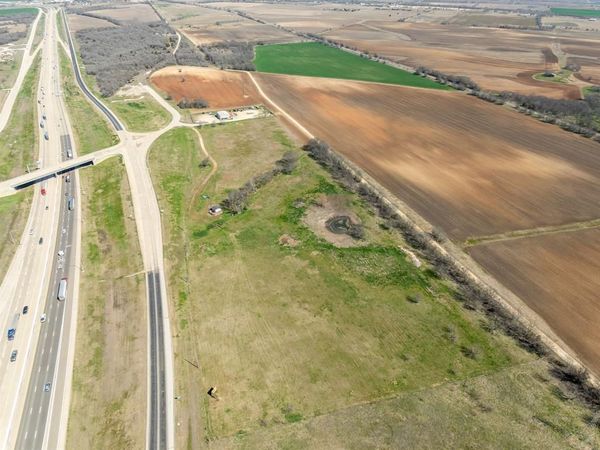 TBD I-35 , Abbott, TX 76621