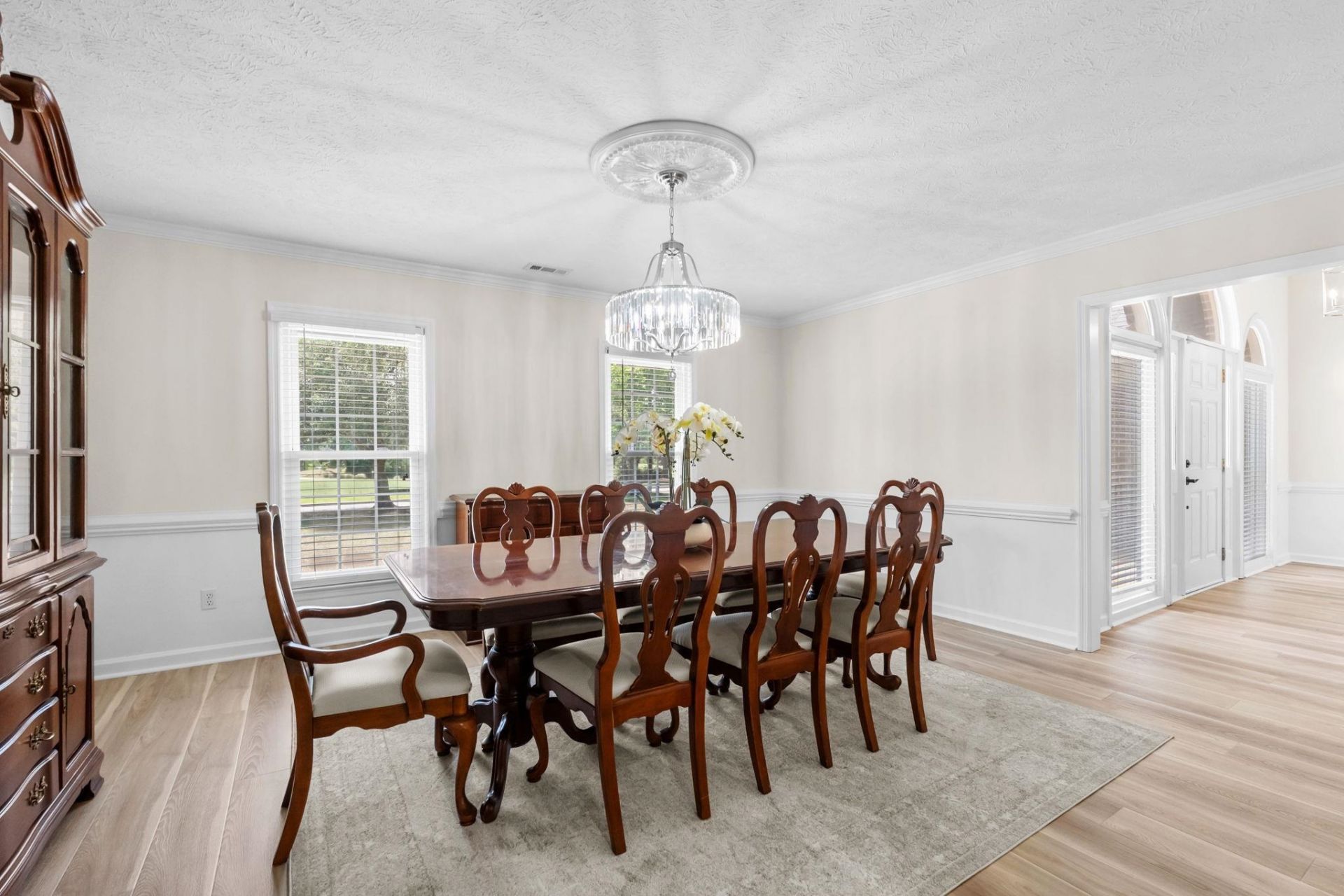 4015 River Hills Dr.  Photo 10