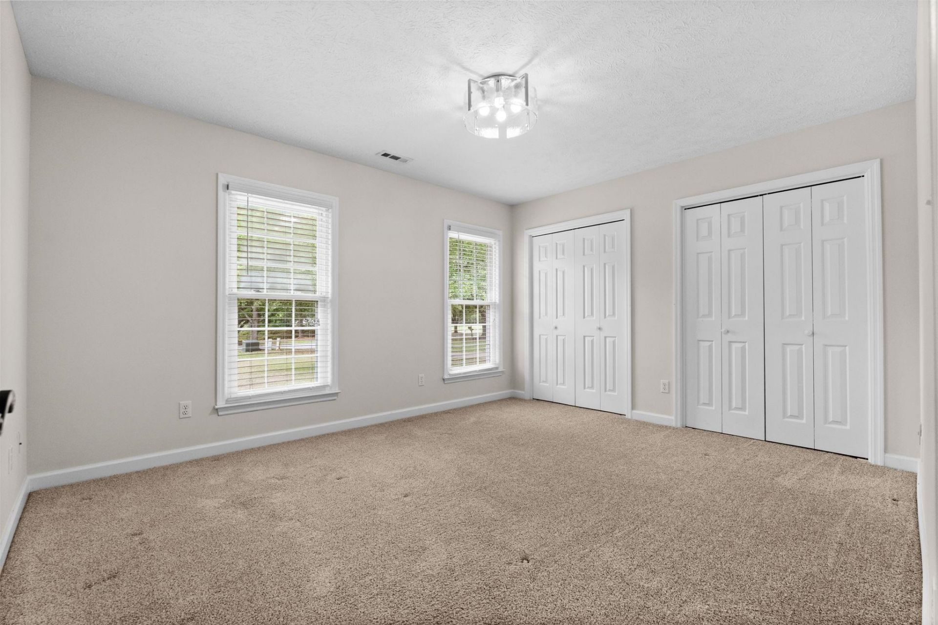 4015 River Hills Dr.  Photo 28
