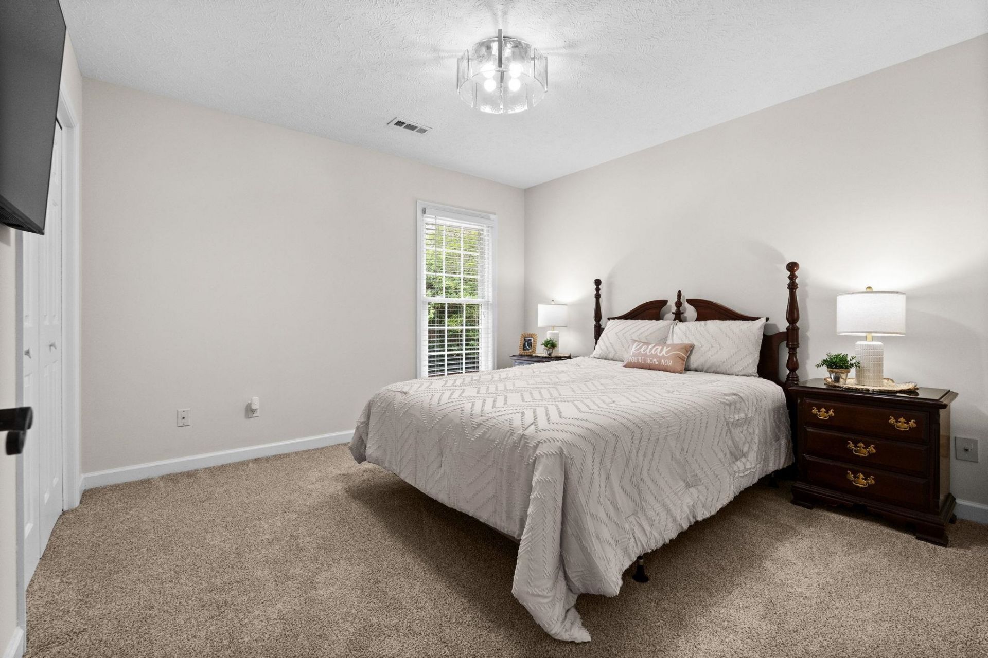 4015 River Hills Dr.  Photo 29
