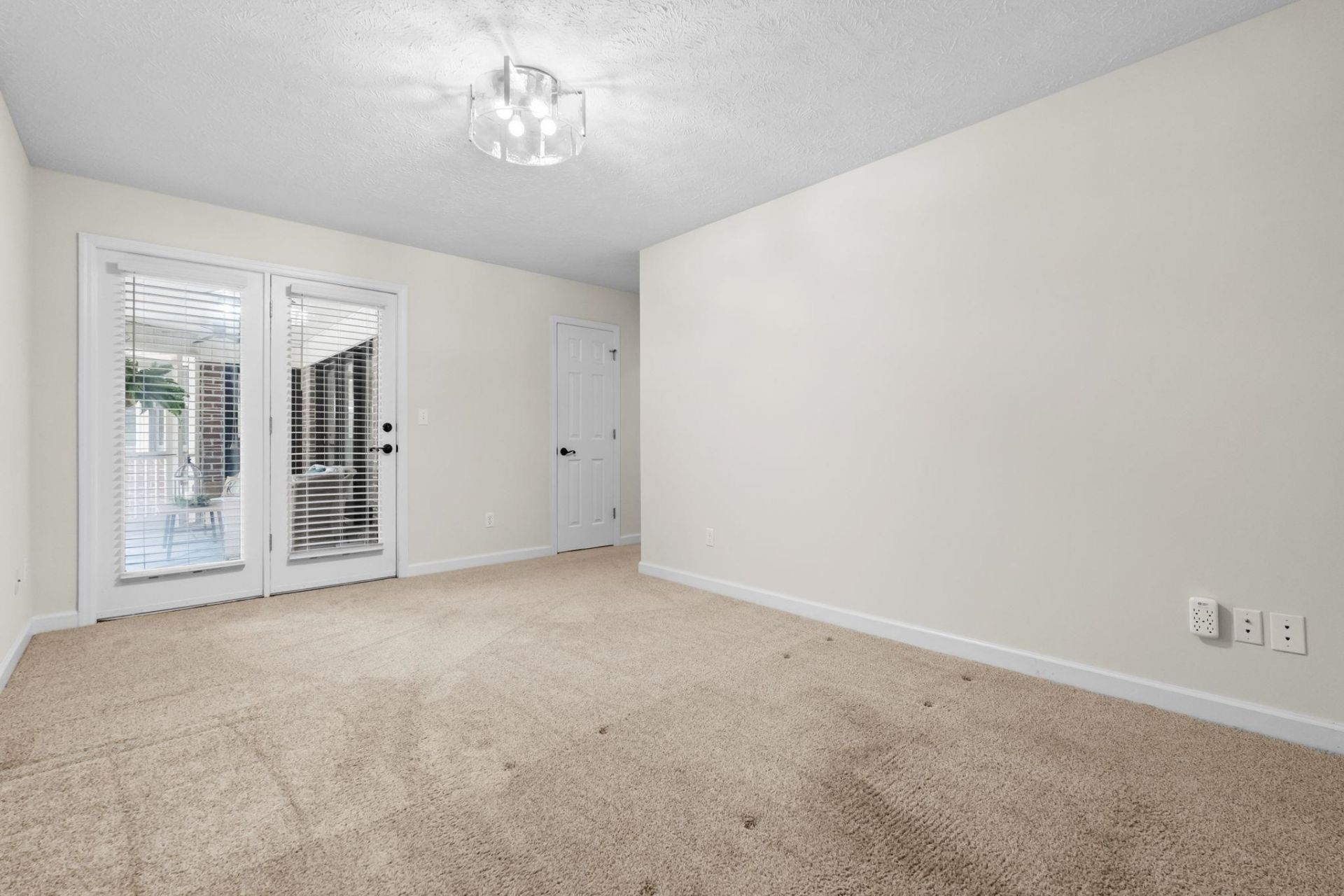 4015 River Hills Dr.  Photo 31