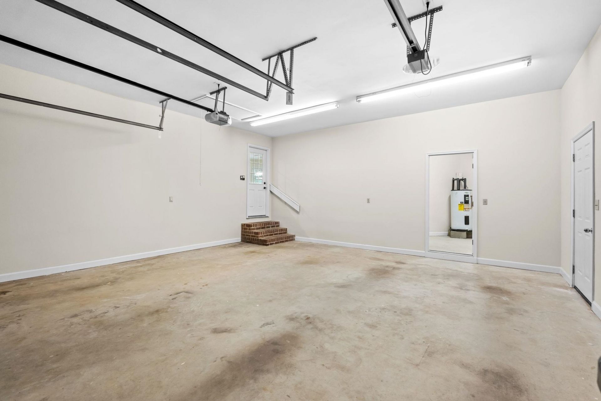 4015 River Hills Dr.  Photo 34