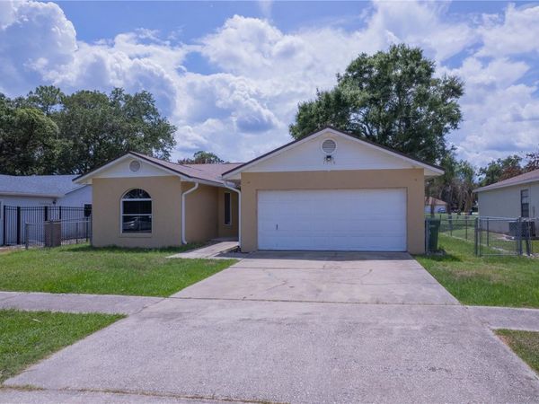 1716 TERRY CIRCLE NE, WINTER HAVEN, FL 33881