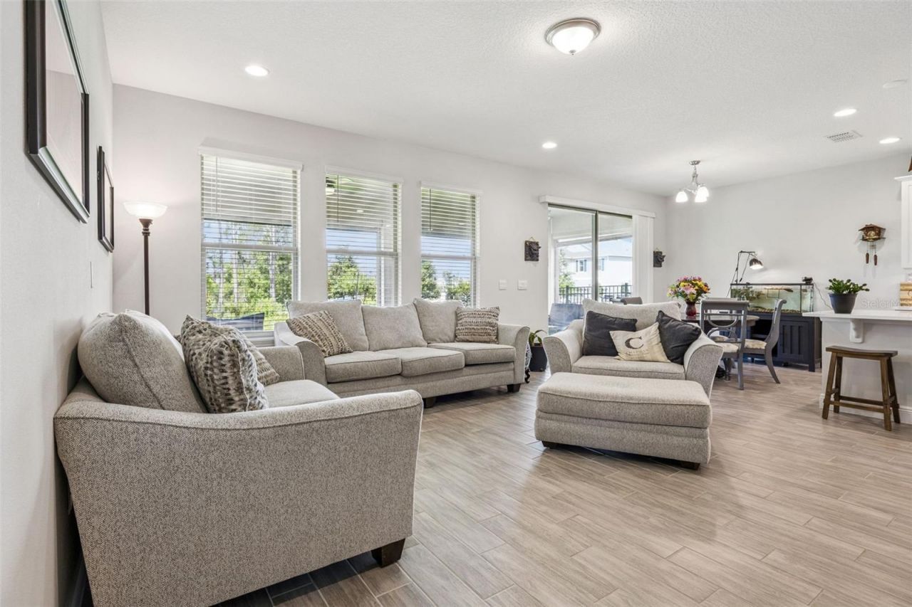 18422 Oliver Twist Way , Winter Garden, FL 34787 Photo