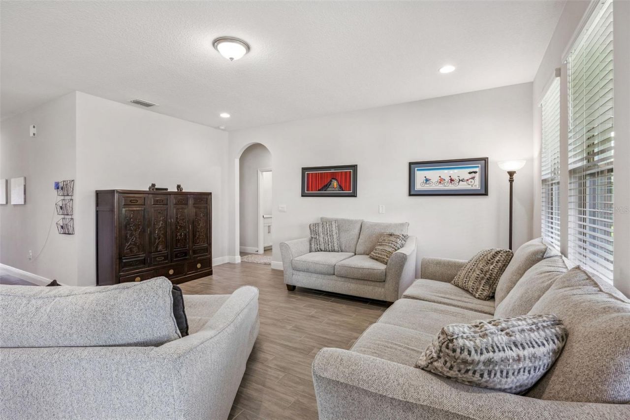 18422 Oliver Twist Way , Winter Garden, FL 34787 Photo