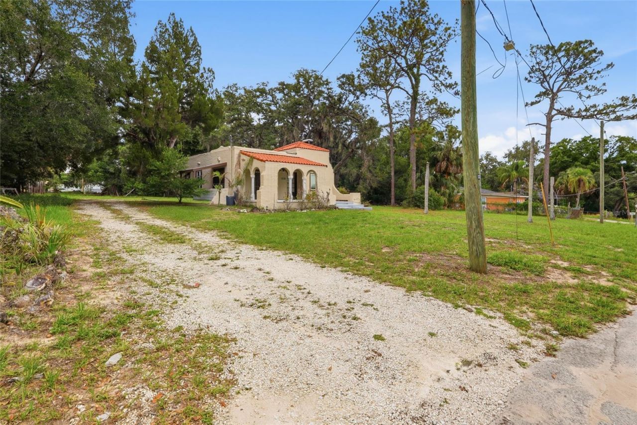 8115 N 37th Street , Tampa, FL 33604 Photo