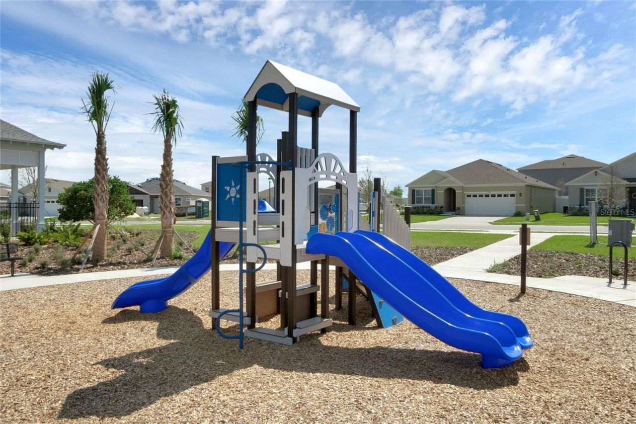 3815 Senna Way , Tavares, FL 32778 Photo