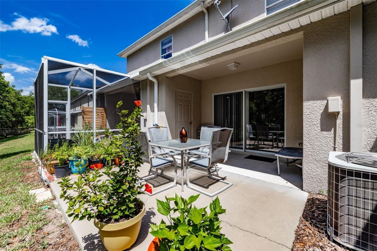 15911 Fishhawk View Drive , Lithia, FL 33547 Photo
