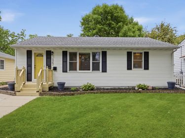 1529 3rd Street N, Fargo, ND 58102