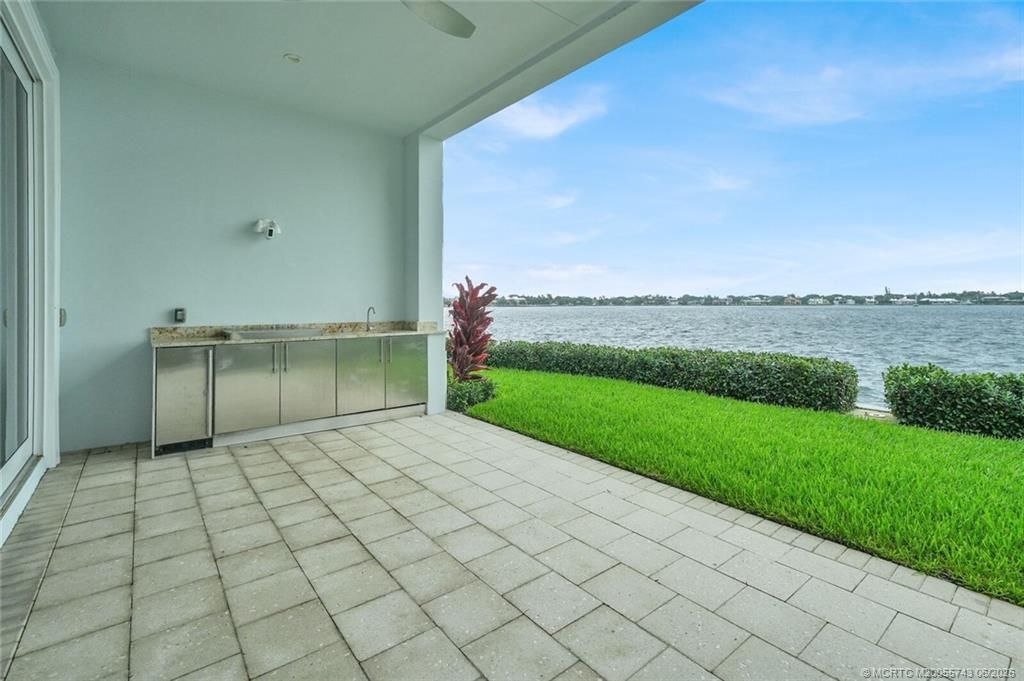 104 Water Club N, North Palm Beach, FL 33408 Photo