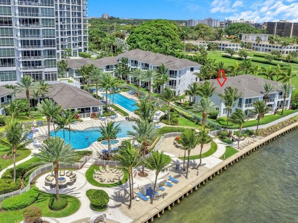 104 Water Club N, North Palm Beach, FL 33408