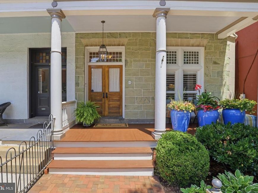 633 W Chestnut Street, Lancaster, PA 17603 Main Photo