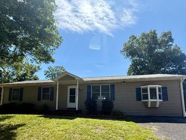 686 ROLLASON DRIVE, FRONT ROYAL, VA 22630
