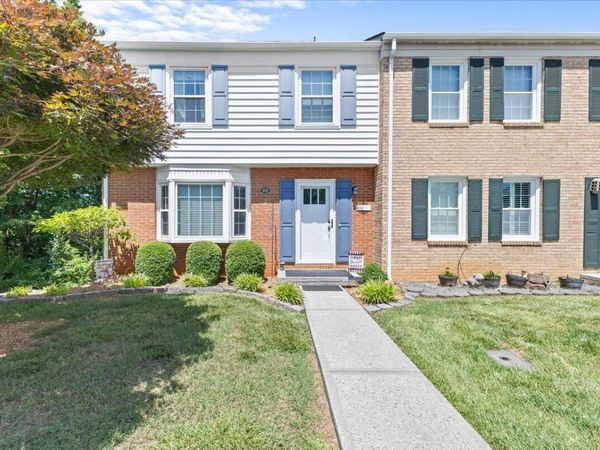 4522 Andover CT, Roanoke, VA 24018