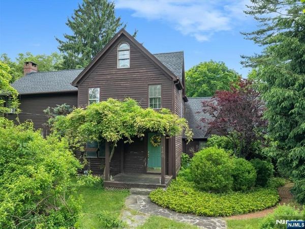 148 Spring Valley Road, MONTVALE, NJ 07645