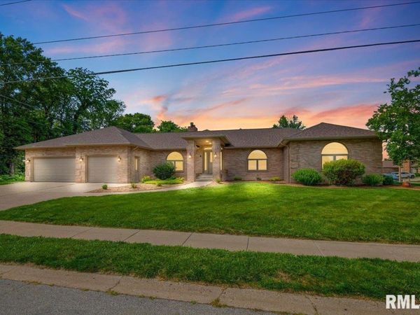 3501 BUCKEYE Drive, Springfield, IL 62712